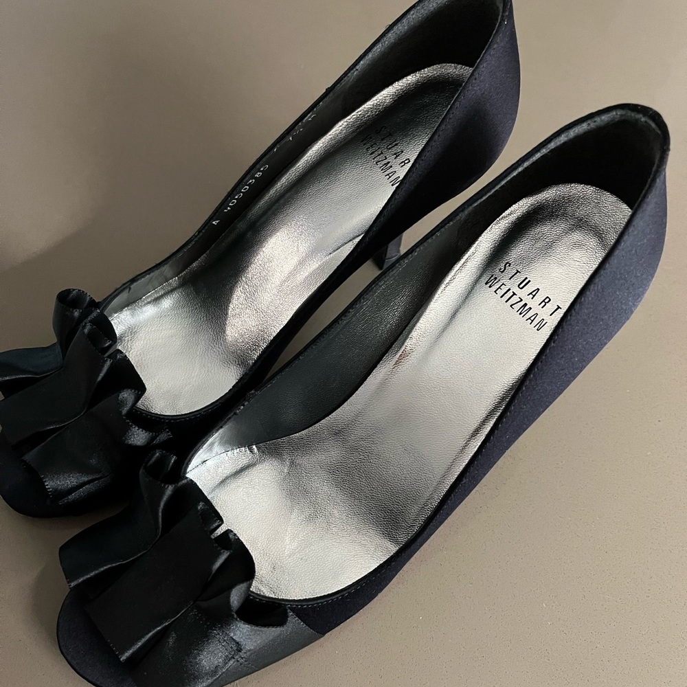 Stuart Weitzman satin pumps